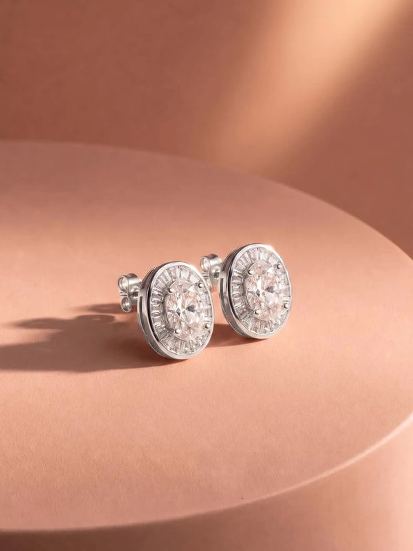Peora Classic Oval Stud Earrings - Silver