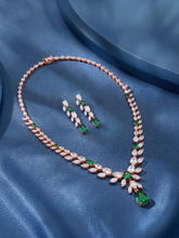 Peora Leaf Emerald Necklace Set - Rose Gold