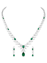 Peora Leaf Emerald Necklace Set - Silver