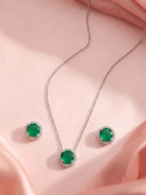 Peora Round Emerald Necklace Set - Silver