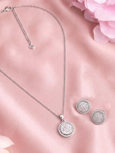 Peora Floral Pendant Necklace Set - Silver