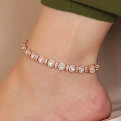 Peora Heritage Rajsi Crystal Payal - Gold