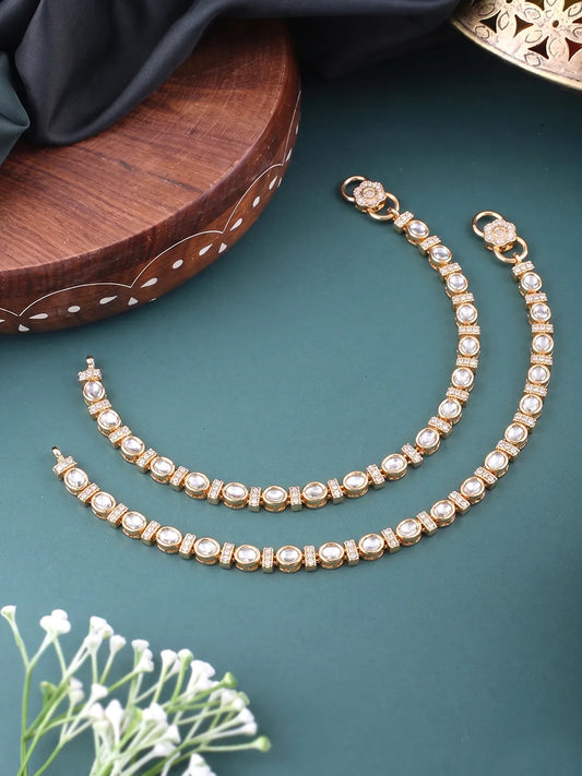 Peora Heritage Rajsi Crystal Payal - Gold