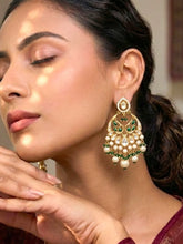 Peora Maharani Chandbali Earrings - Gold