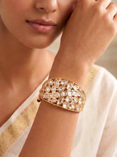 Peora Statement Kundan Traditional Kada - Gold