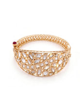 Peora Statement Kundan Traditional Kada - Gold