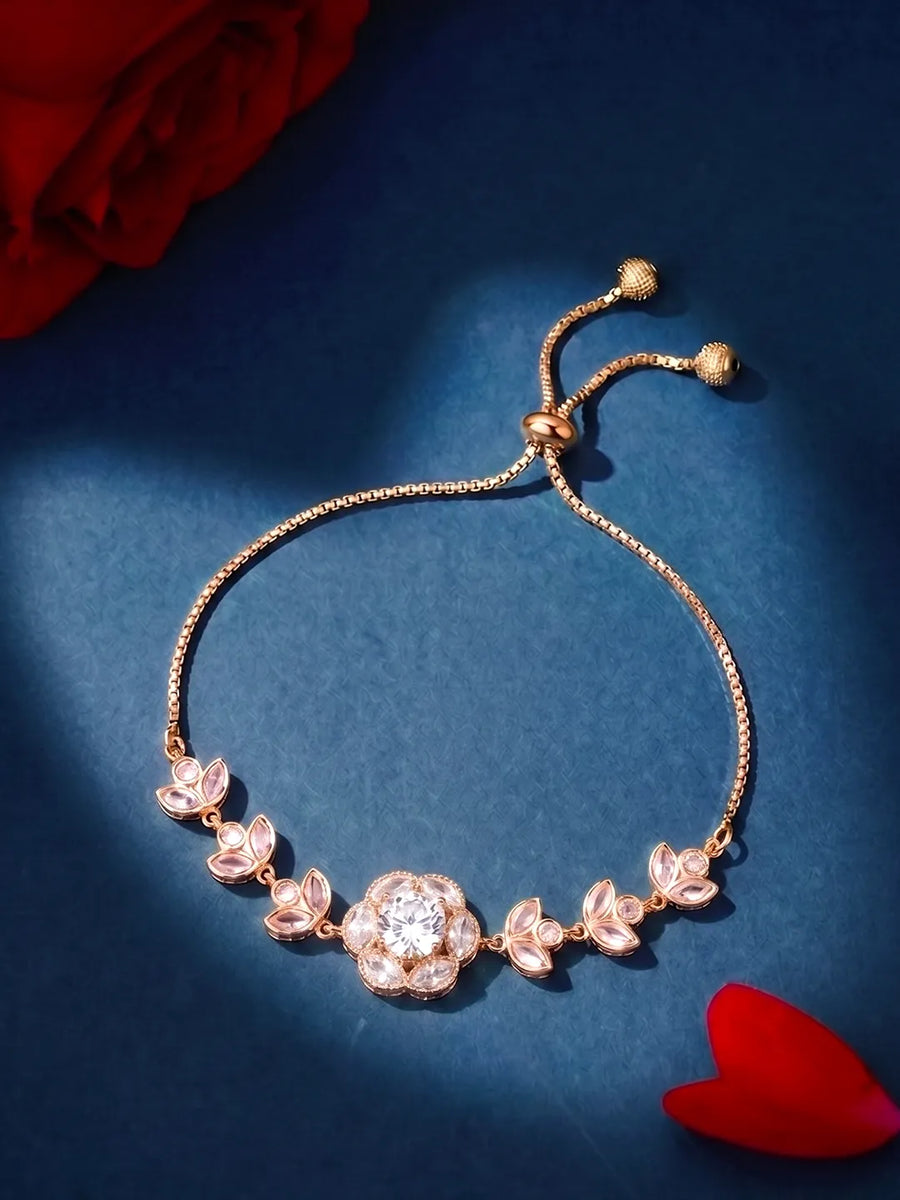 Peora Floral Traditional Bracelet - Gold