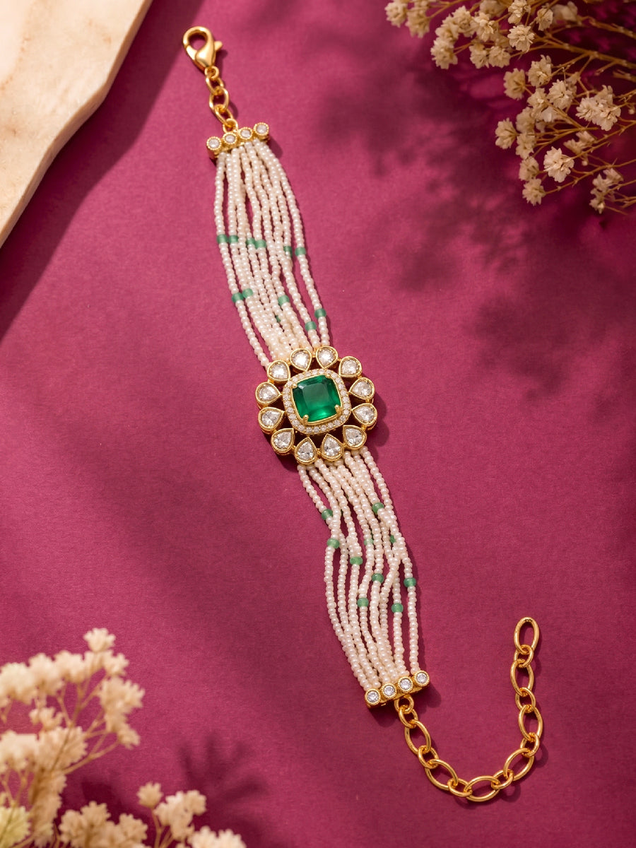 Peora Green Floral Heritage Pearl Bracelet - Gold