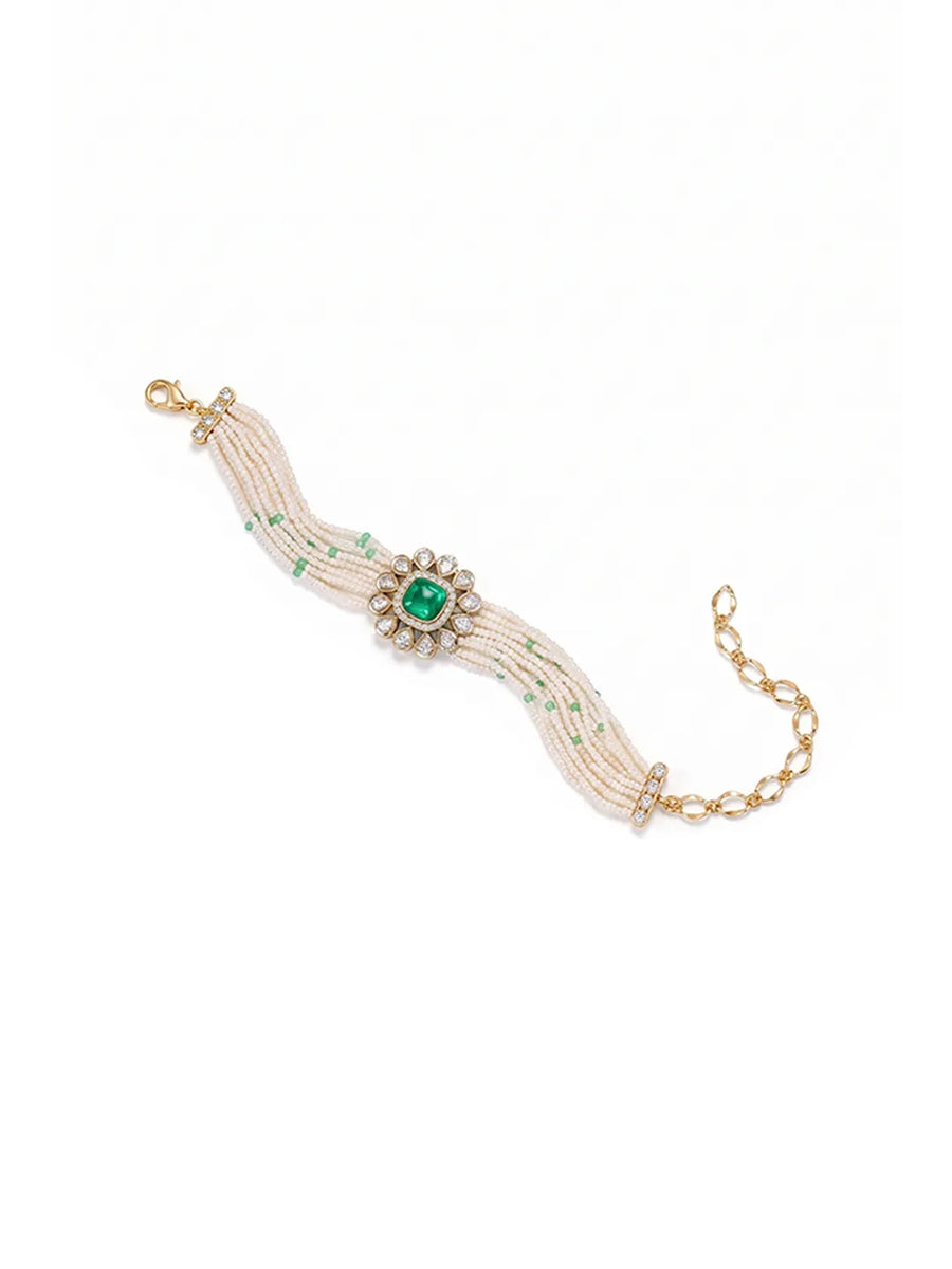 Peora Green Floral Heritage Pearl Bracelet - Gold