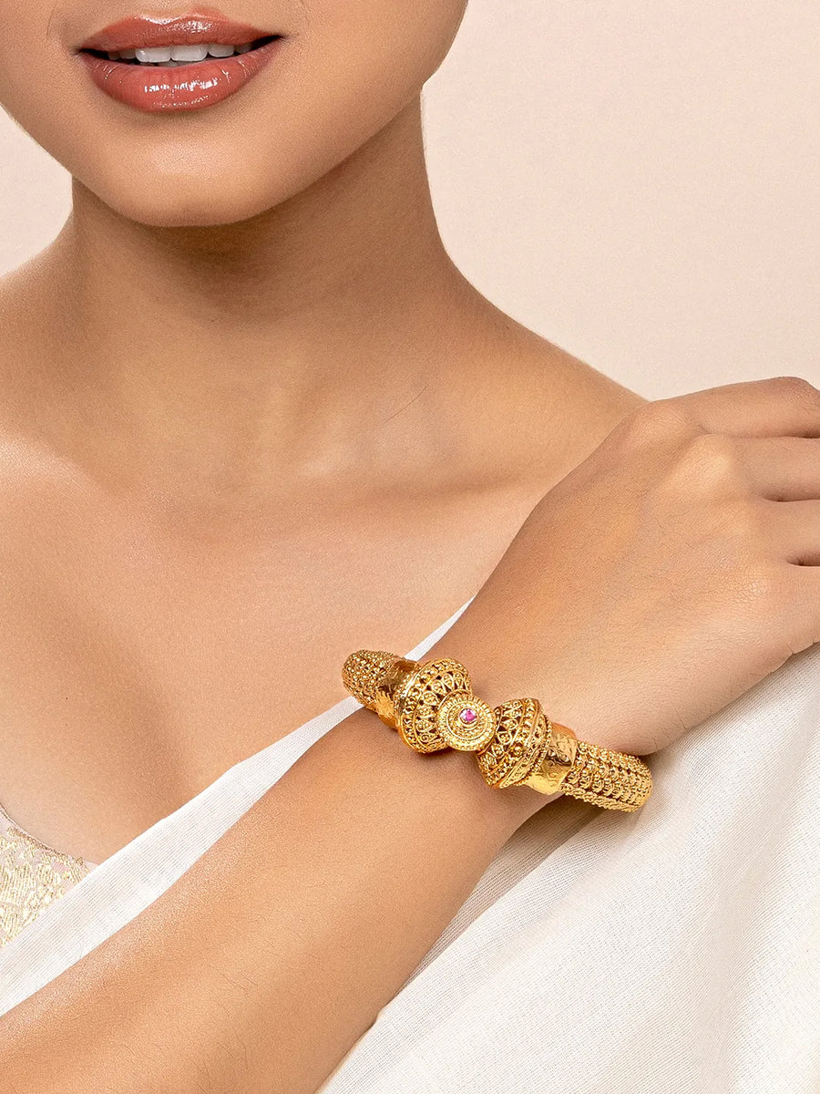 Gilded Grace Gokhru Style Kada Bangle - Gold