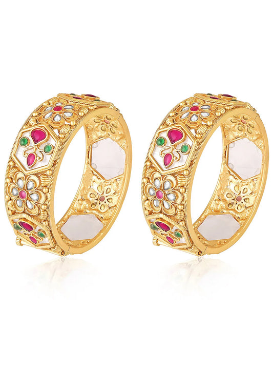 Embellished Floral Pattern Bangles Set - Gold