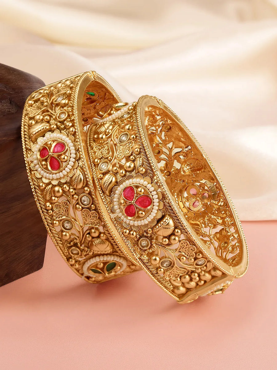 Floral Carved Traditional Kada Set - Gold