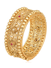 Golden Harmony Synthetic Stone Studded Kada