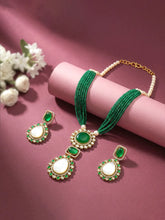 Peora Emerald Royale Necklace Set