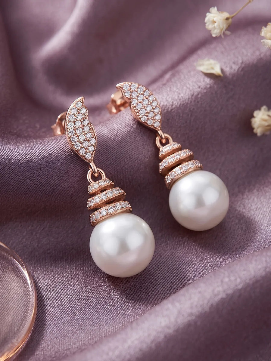 Luminous Pearl Leaf Earrings Rose Gold Plated