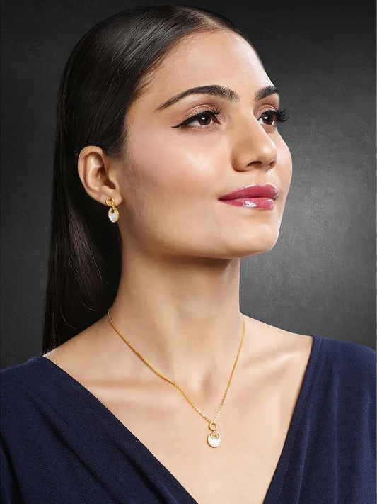 Classic Round Pendant Set – Timeless Fashion Jewellery by Peora

