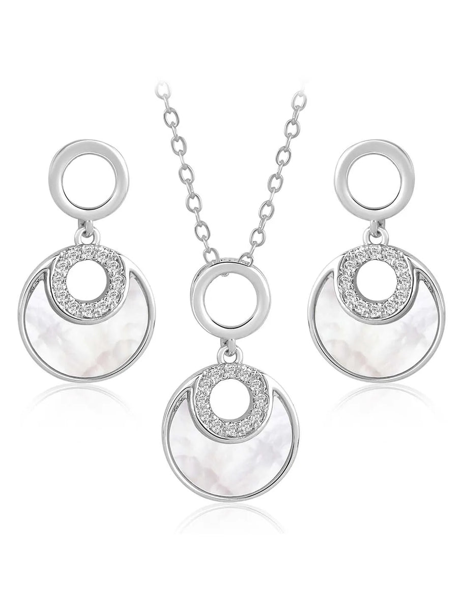Classic Round Pendant Set – Timeless Fashion Jewellery by Peora

