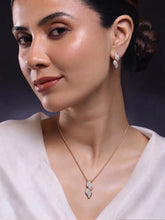 Glamour Leaf Pendant Set Rose Gold Plated