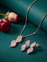 Glamour Leaf Pendant Set Rose Gold Plated