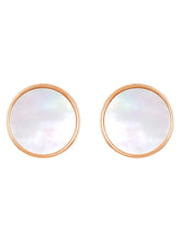 Graceful Round Mother of Pearl Pendant