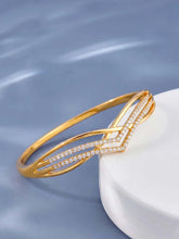Peora Modern Infinity Twist Silver Kada