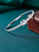 Peora Slim Loop Knot Zircon Silver Bracelet