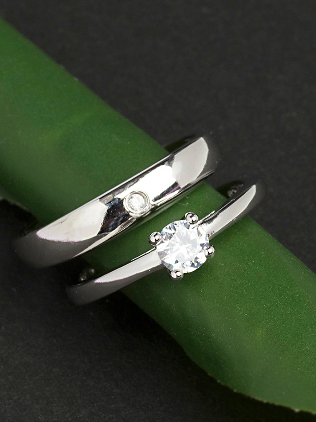 Elegance in Unity Solitaire Couple Rings