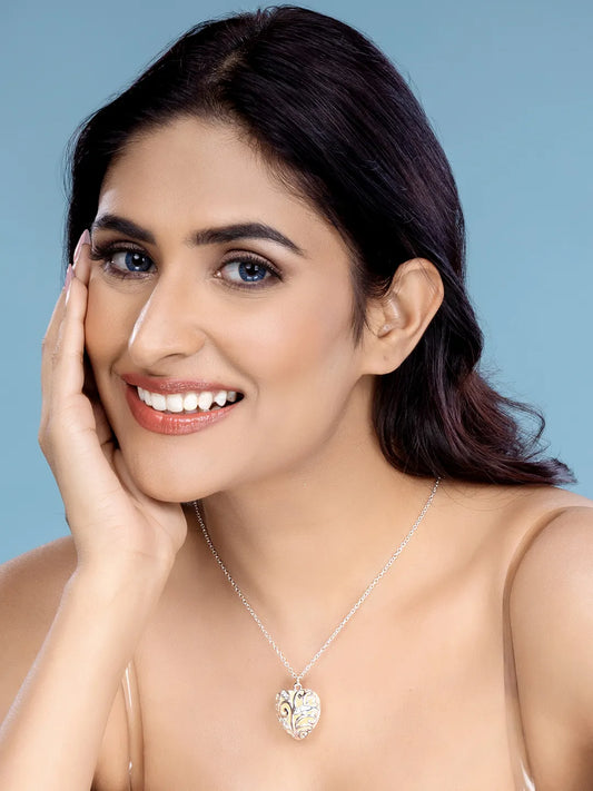 Winter's Glow Heart Pendant in the Dark