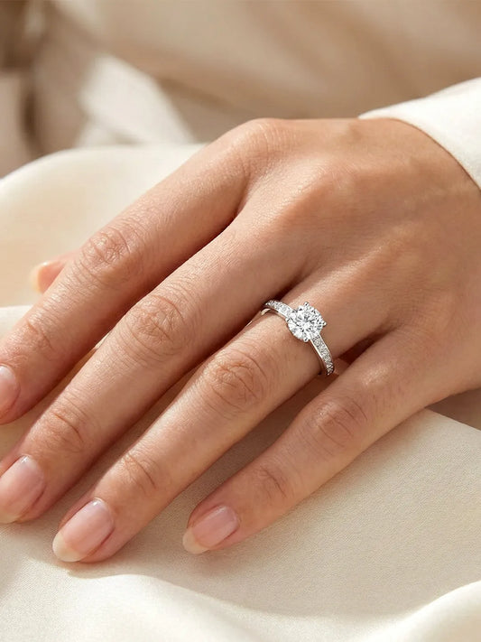 Peora Classic Solitaire 925 Sterling Silver Ring