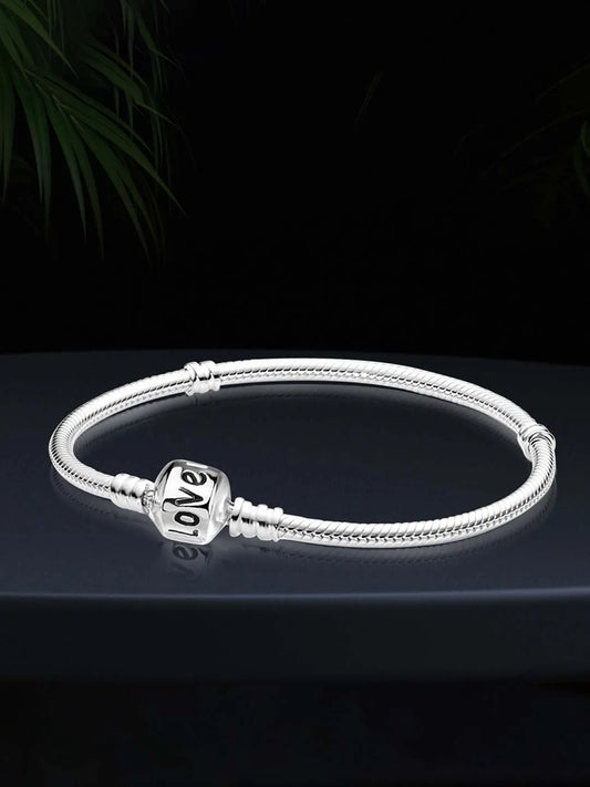 Charm Bracelet by Peora | Elegant & Personalized Wristwear