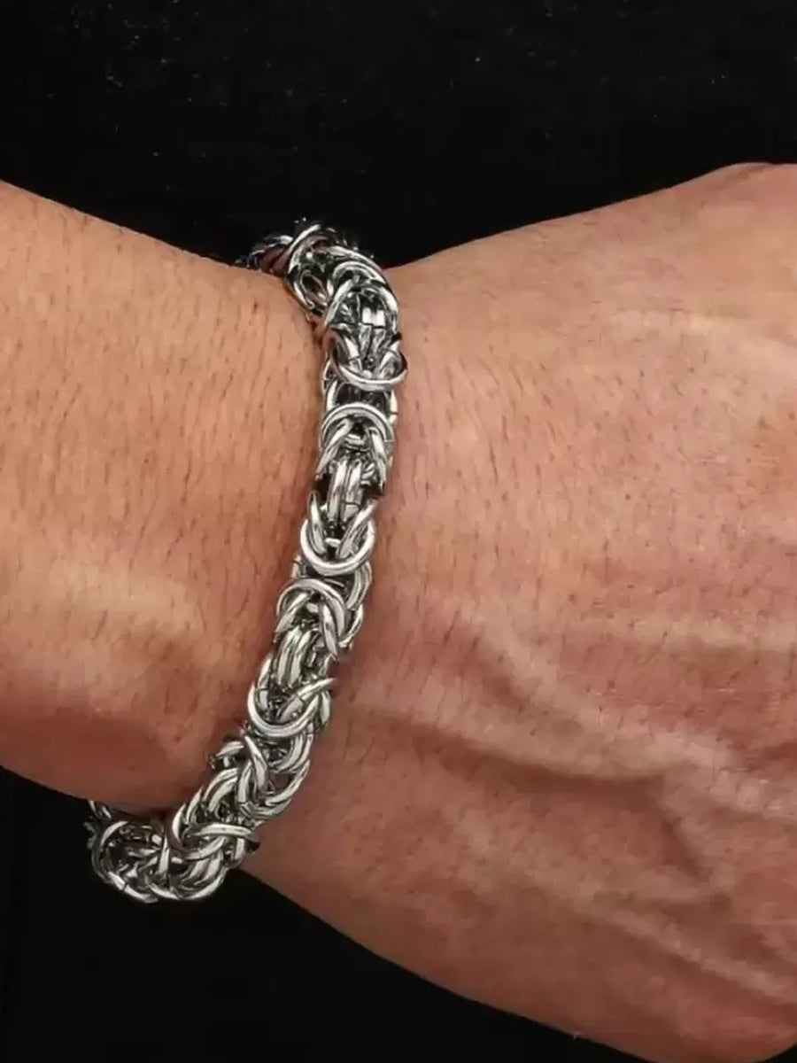 Vanguard Bold Chain Silver Bracelet For Men