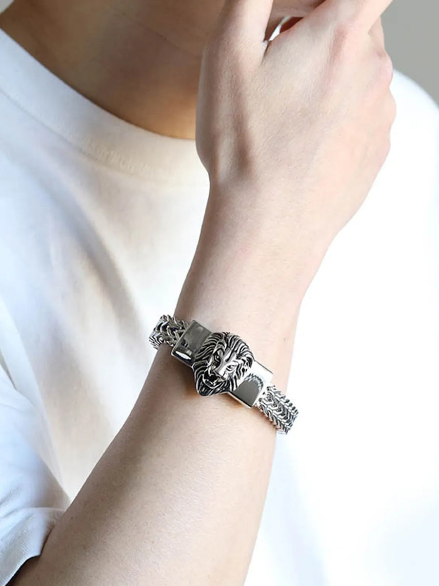 Regal Lion Head Bold Silver Chain Bracelet