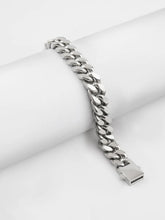 Steel Bracelets by Peora – Stylish & Durable Accessories
