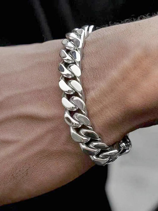 Steel Bracelets by Peora – Stylish & Durable Accessories