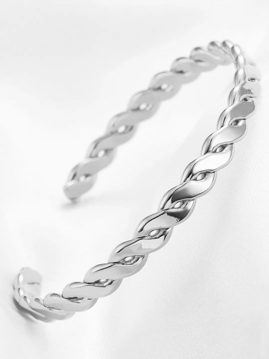 Steel Bracelets for Men by Peora – Sleek & Strong Design