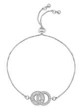 Interlocking Bracelet by Peora – Symbol of Connection