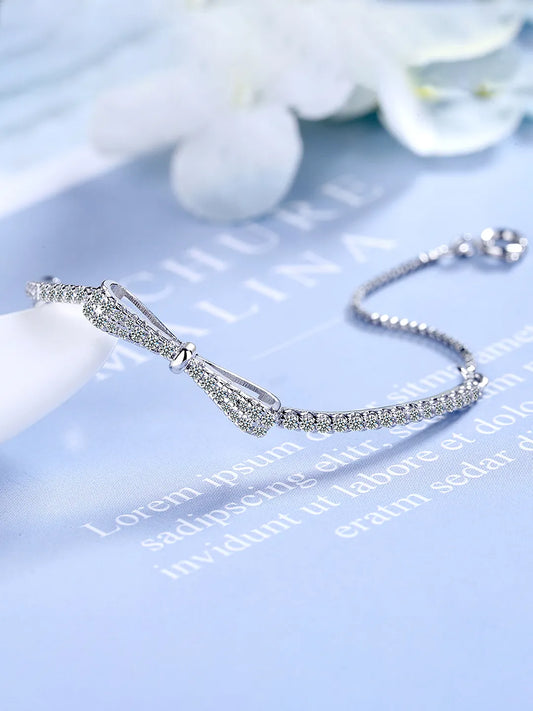 Bracelets for Women by Peora – Elegant & Timeless Designs