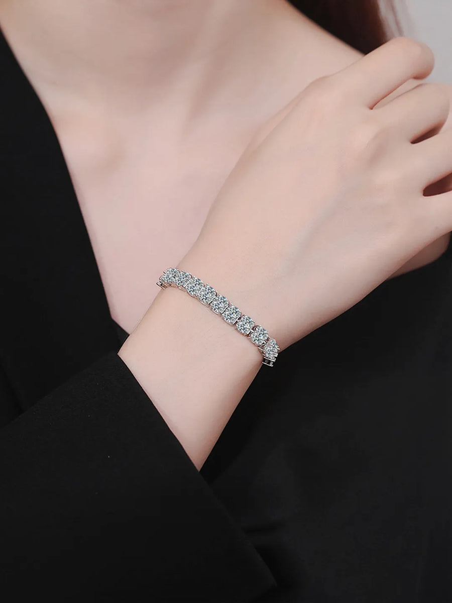 Peora Bracelet for Women – Elegant Designs for Everyday Glam