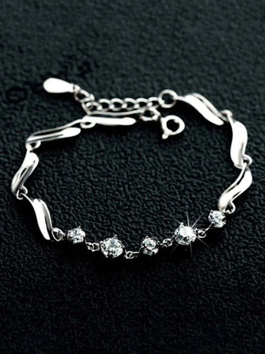 Crystal Bracelet by Peora | Sparkling Elegance for Every Occasion