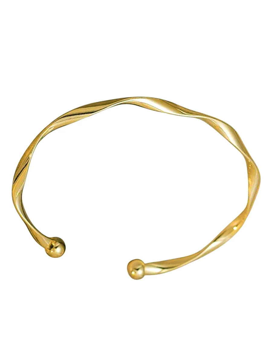 Sleek Twisted Kada with Open Ends
