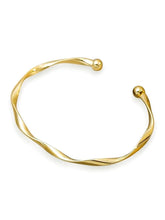 Sleek Twisted Kada with Open Ends