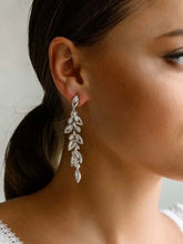 Drop Earrings – Stylish & Elegant Jewellery for Every Occasion | Peora