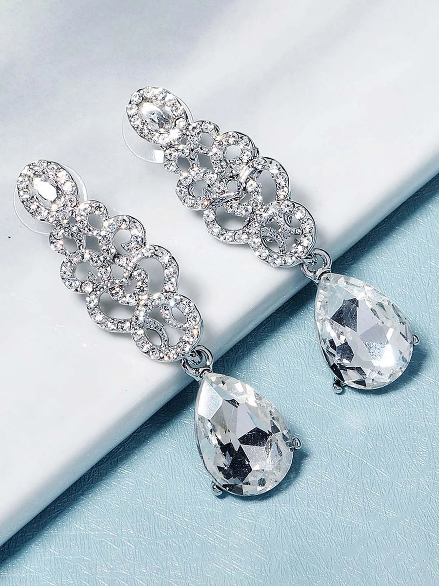 Drop Earrings – Elegant & Stylish Designs for Every Occasion | Peora