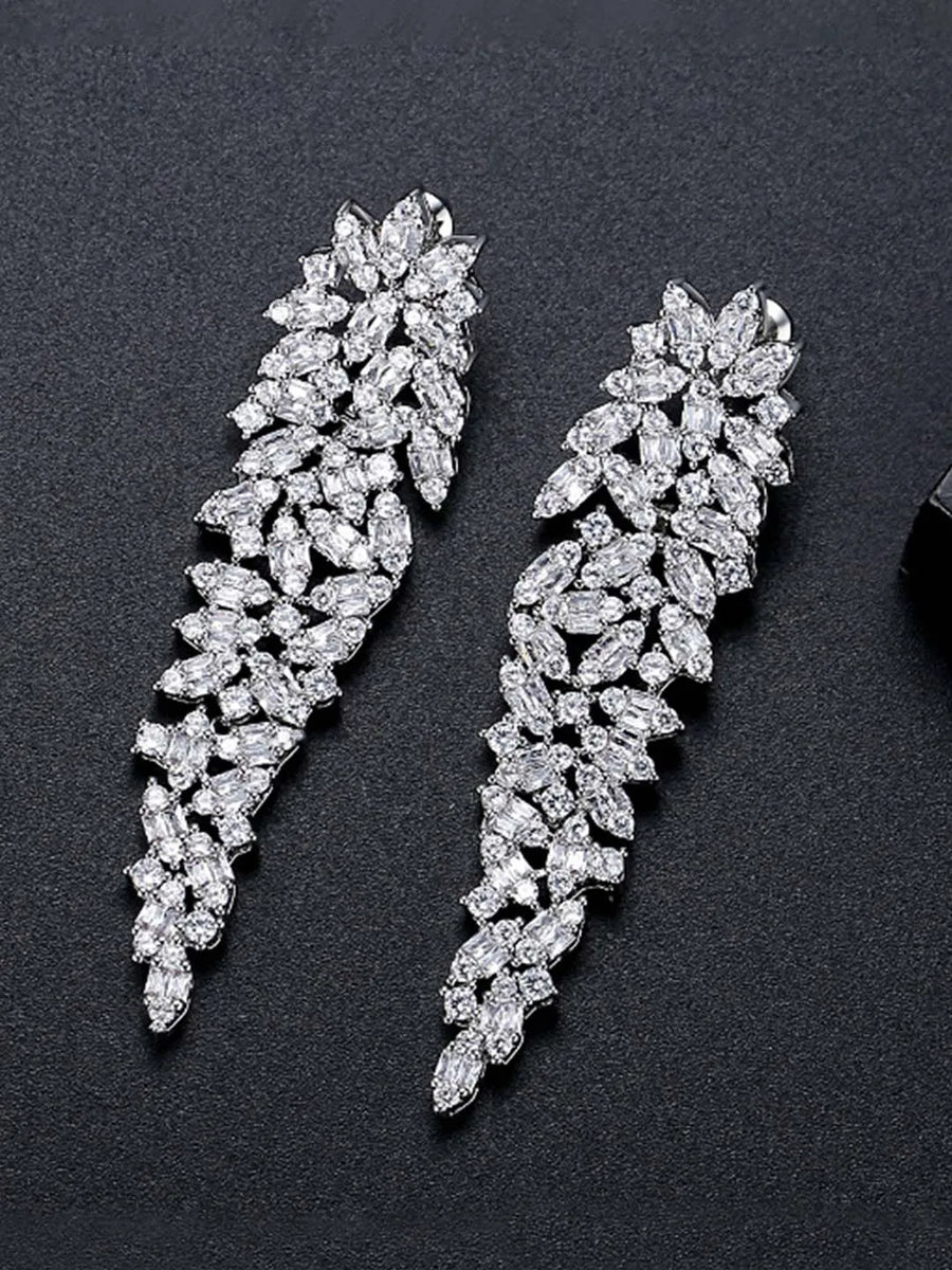 Drop Earrings – Elegant & Versatile Styles for Every Occasion | Peora