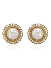 Stud Earrings – Minimal & Elegant Designs for Daily Wear | Peora