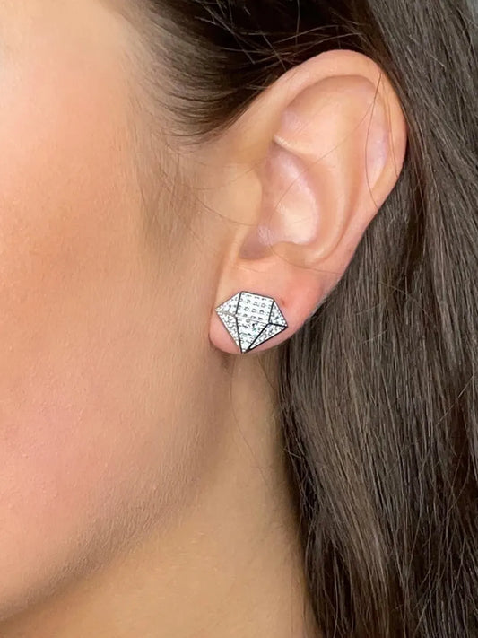 Peora Shape Stud Earrings – Stylish Geometric Elegance