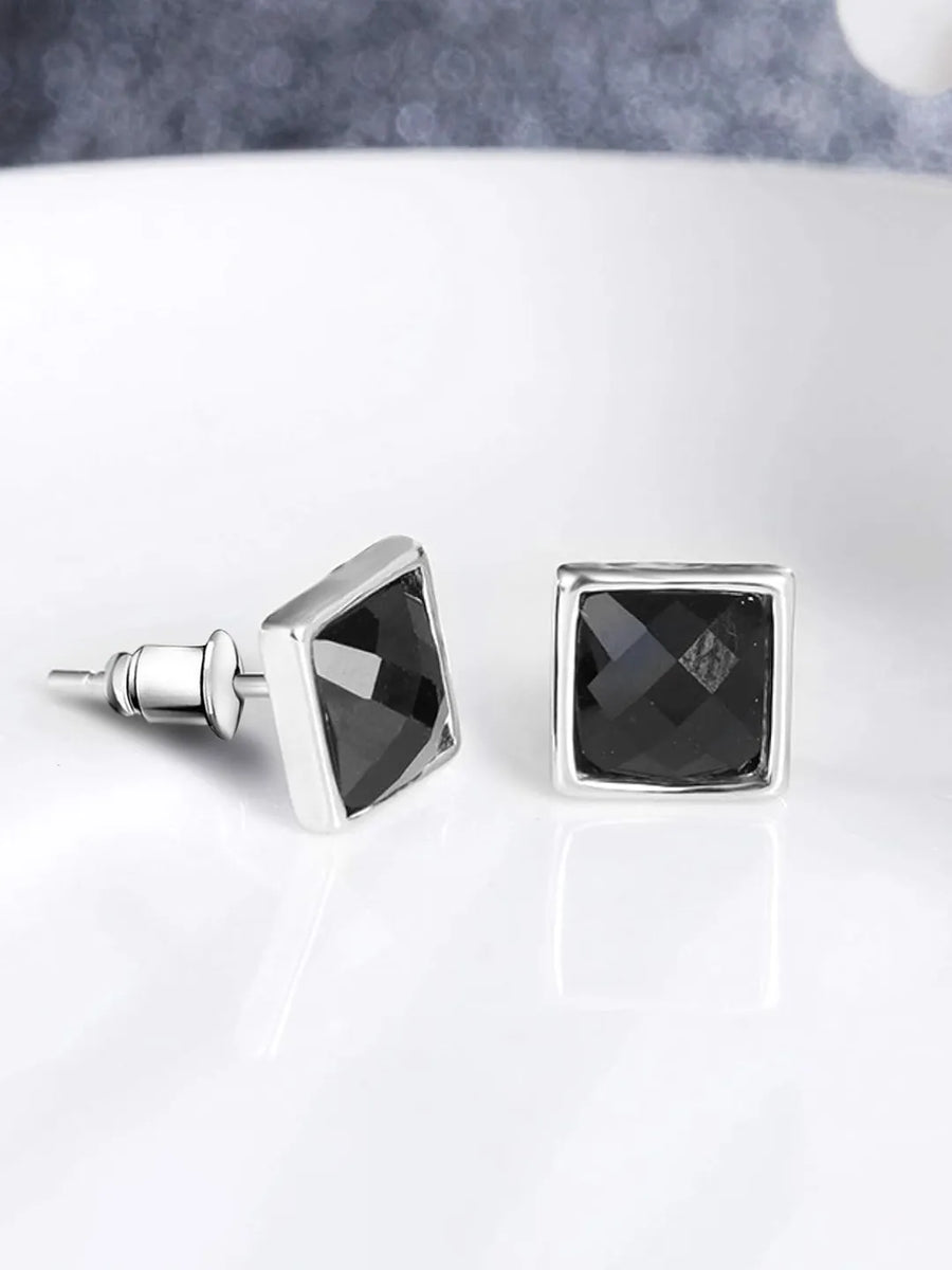 Peora Earrings of Elegance – Sophisticated & Timeless Charm