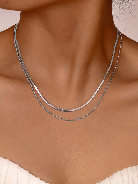 Peora Herringbone Chain for Men – Sleek & Masculine Style