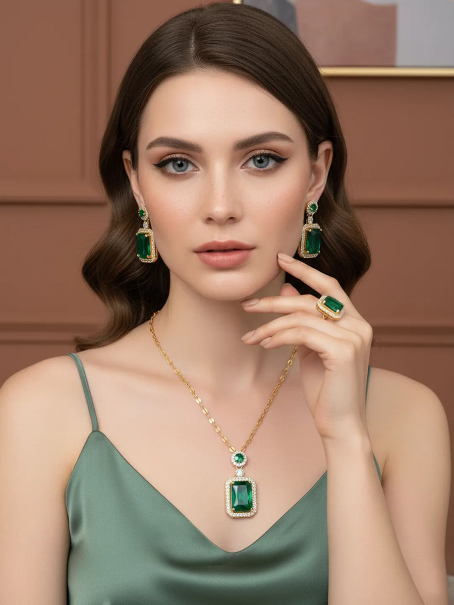 Emerald Tranquillity Pendant Set