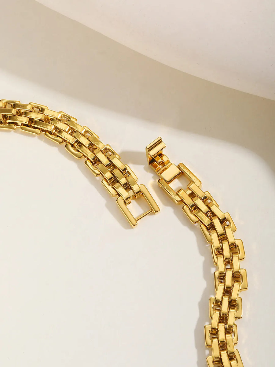 Timeless Glow Statement Band - Gold